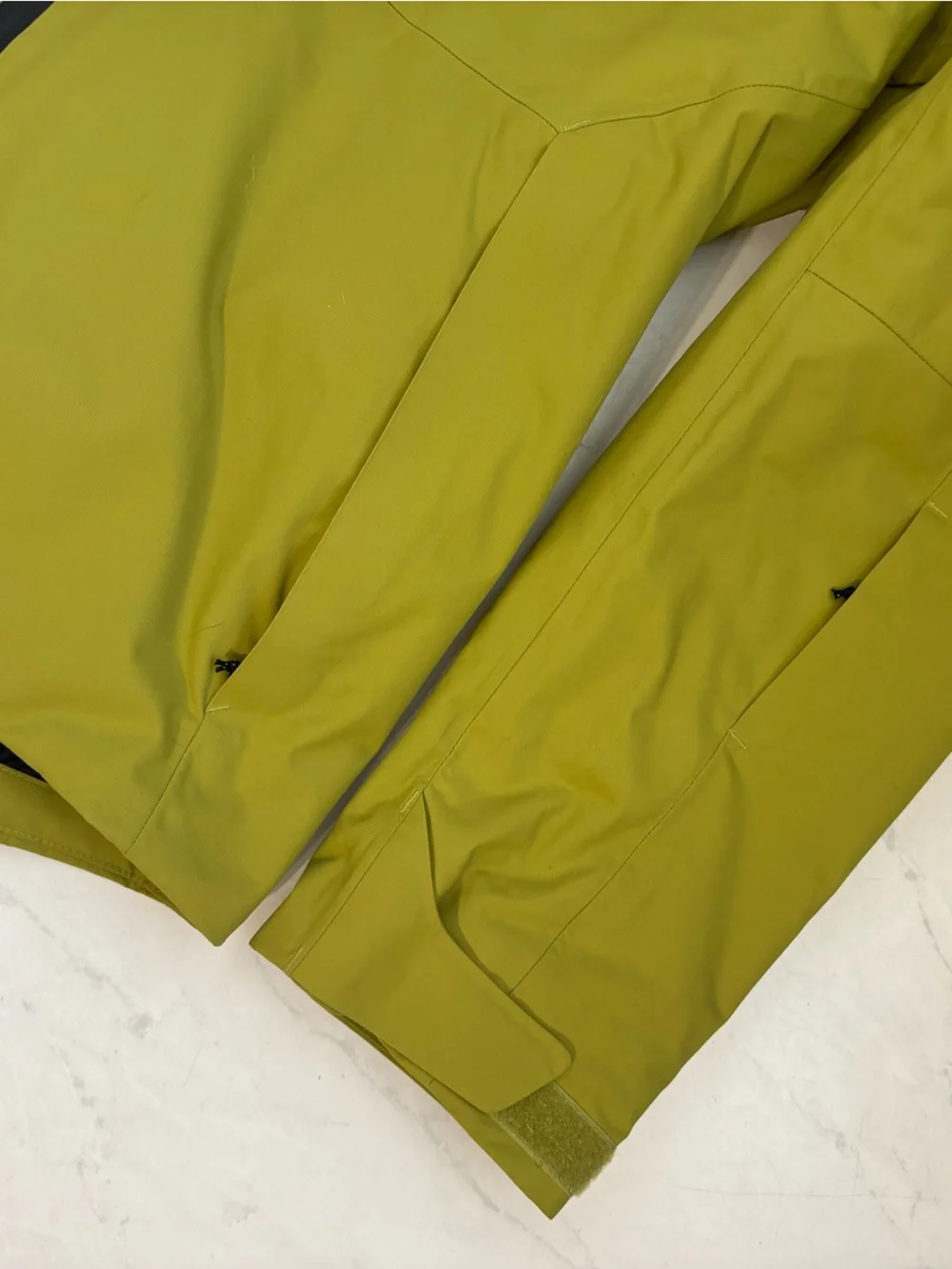 Mountain Hardwear Men’s XL Lime Green Insulated Jacket Gorpcore Hiking Outdoor